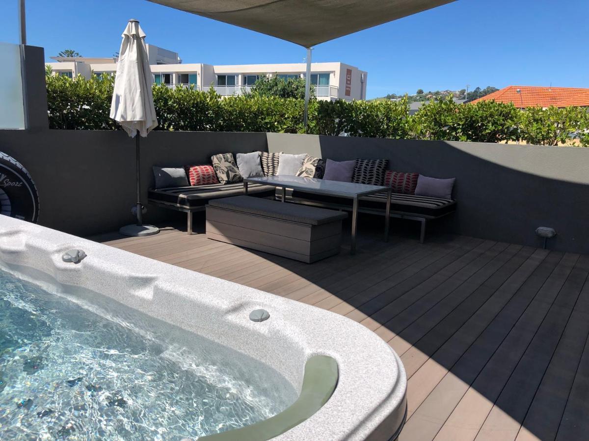 Luxurious Loft Apartments In The Heart Of Ahuriri Napier Exterior photo