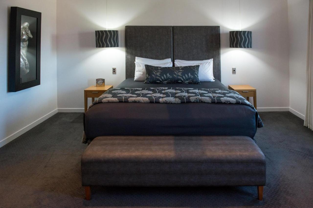 Luxurious Loft Apartments In The Heart Of Ahuriri Napier Exterior photo